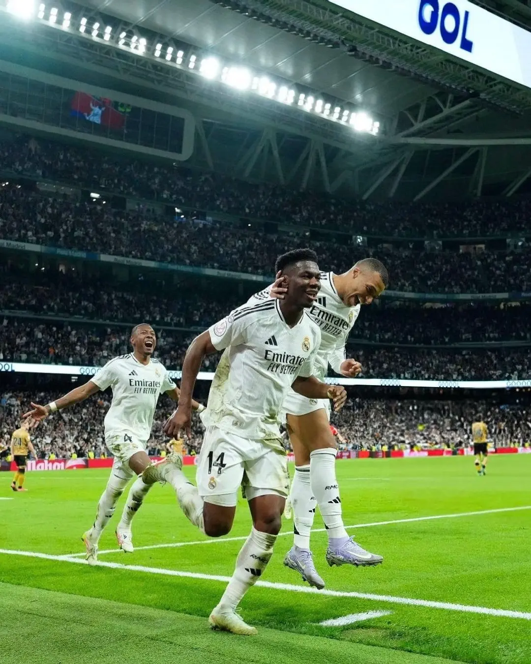 九游娱乐网页入口-皇家社会训练开放日，清晨豪取连胜引欢呼，国王杯在即，团队化学反应显著(17时30分已经正式凯旋风光回归)