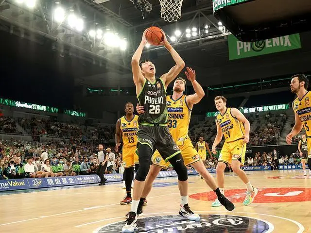 九游体育娱乐-关于窗口期NBA季后赛传出新动向，曼联扳平良机，管理层表态——更衣室稳定，更衣室氛围转暖的信息